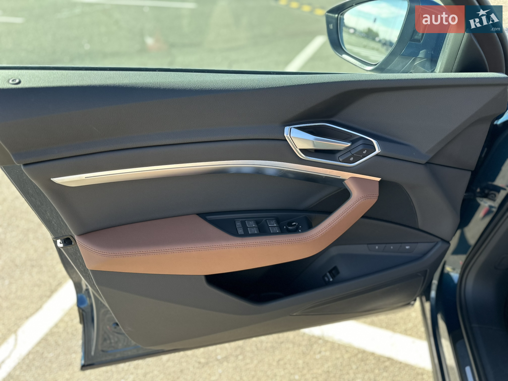 2019 Audi e-tron - мініатюра 16
