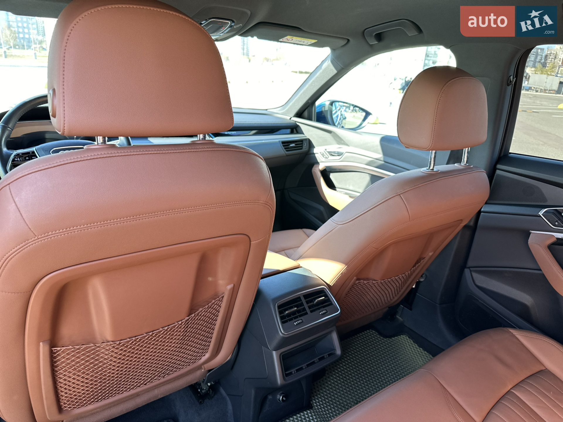 2019 Audi e-tron - мініатюра 28