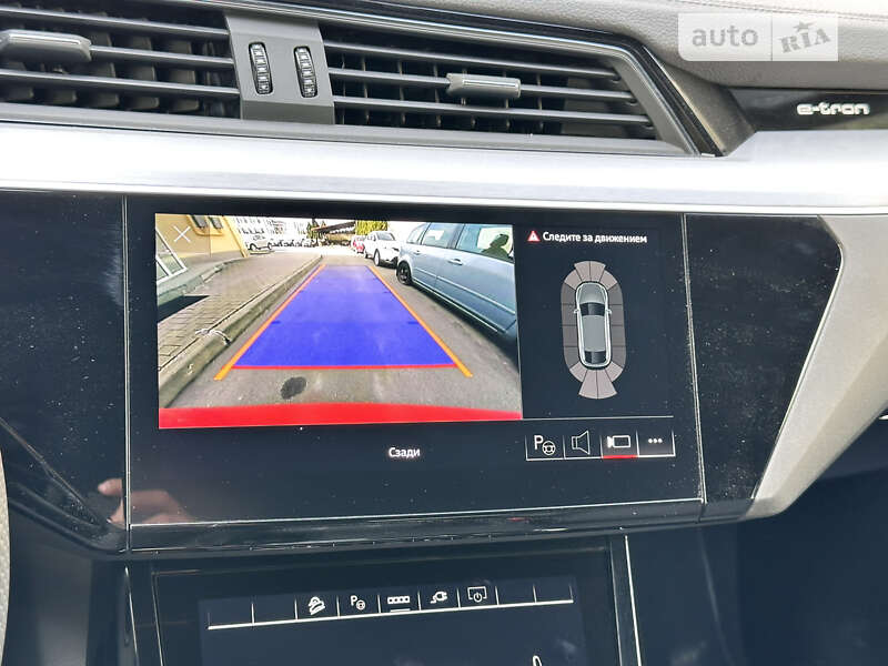 Внедорожник / Кроссовер Audi e-tron 2021 в Киеве фото 25 Внедорожник / Кроссовер Audi e-tron 2021 в Киеве