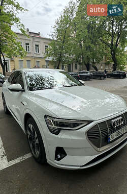 Позашляховик / Кросовер Audi e-tron 2020 в Одесі