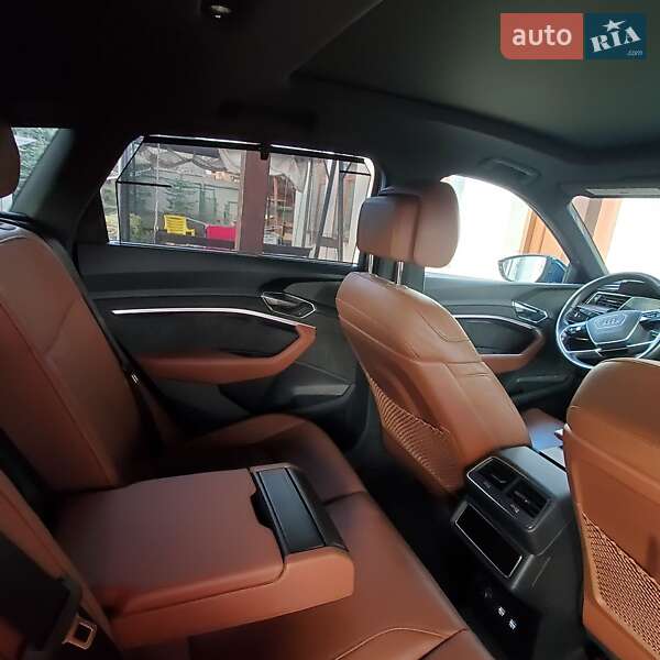 Внедорожник / Кроссовер Audi e-tron 2019 в Тернополе