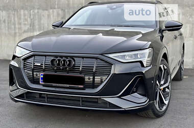 Позашляховик / Кросовер Audi e-tron 2021 в Одесі