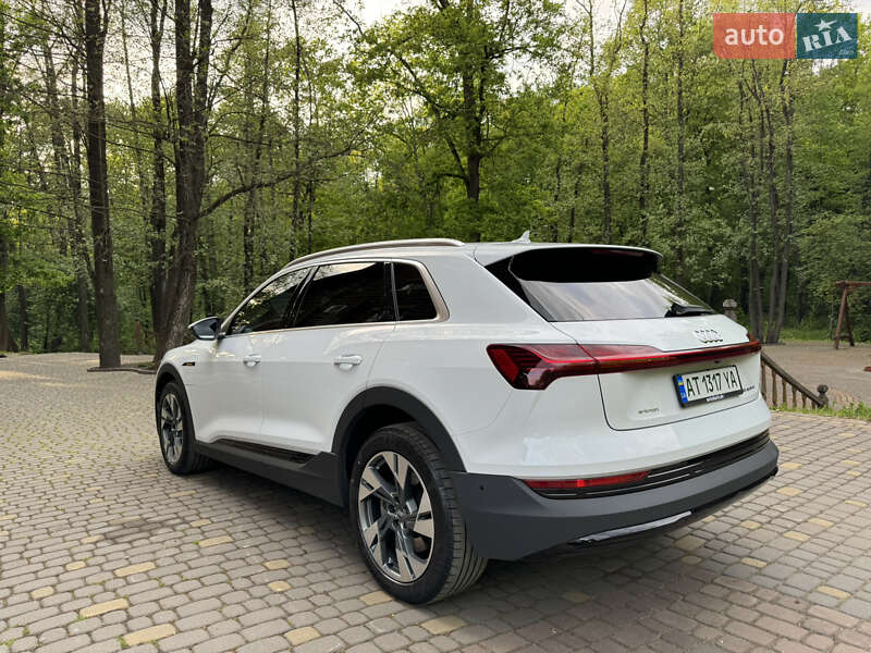 Позашляховик / Кросовер Audi e-tron 2019 в Івано-Франківську