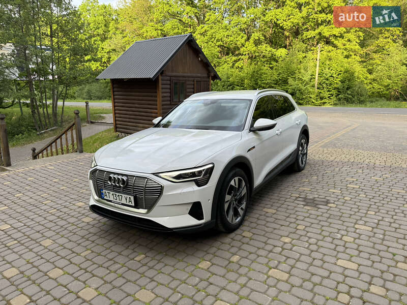 Позашляховик / Кросовер Audi e-tron 2019 в Івано-Франківську