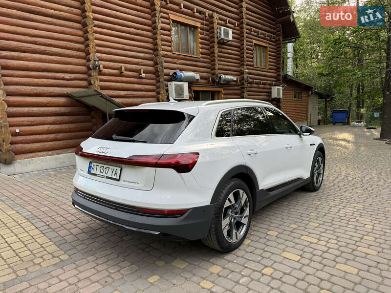 Позашляховик / Кросовер Audi e-tron 2019 в Івано-Франківську