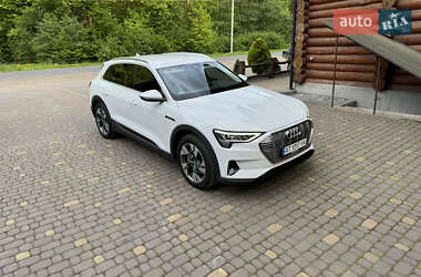 Внедорожник / Кроссовер Audi e-tron 2019 в 