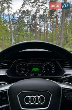 Внедорожник / Кроссовер Audi e-tron 2020 в 