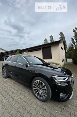 Внедорожник / Кроссовер Audi e-tron 2021 в Киеве
