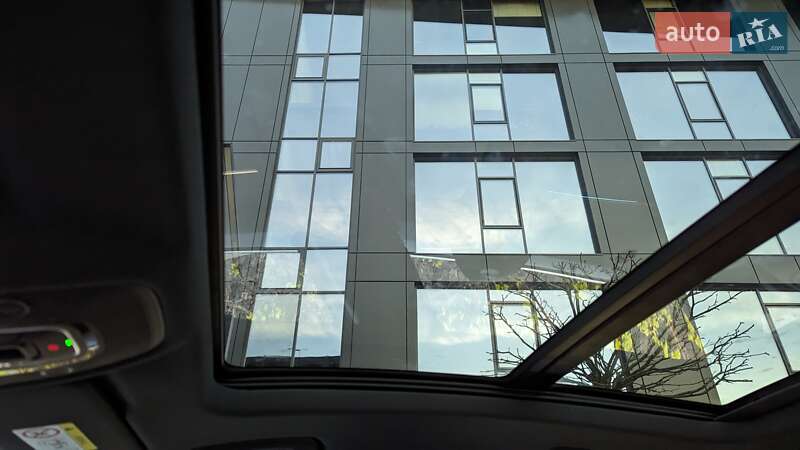 Внедорожник / Кроссовер Audi e-tron 2019 в Львове фото 17 Внедорожник / Кроссовер Audi e-tron 2019 в Львове