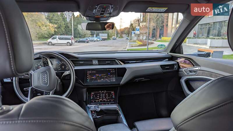 Внедорожник / Кроссовер Audi e-tron 2019 в Львове фото 9 Внедорожник / Кроссовер Audi e-tron 2019 в Львове