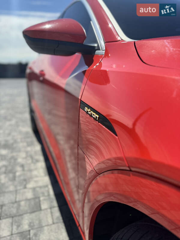 Внедорожник / Кроссовер Audi e-tron 2022 в Мукачево