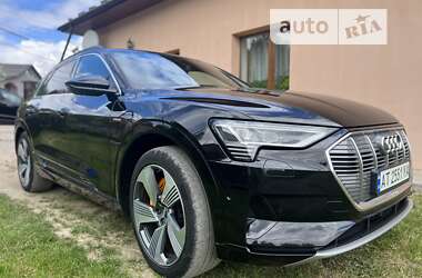 Внедорожник / Кроссовер Audi e-tron 2018 в Снятине