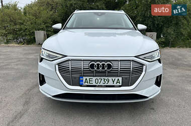 Внедорожник / Кроссовер Audi e-tron 2019 в Днепре