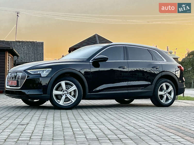Позашляховик / Кросовер Audi e-tron 2019 в Самборі фото 14 Позашляховик / Кросовер Audi e-tron 2019 в Самборі