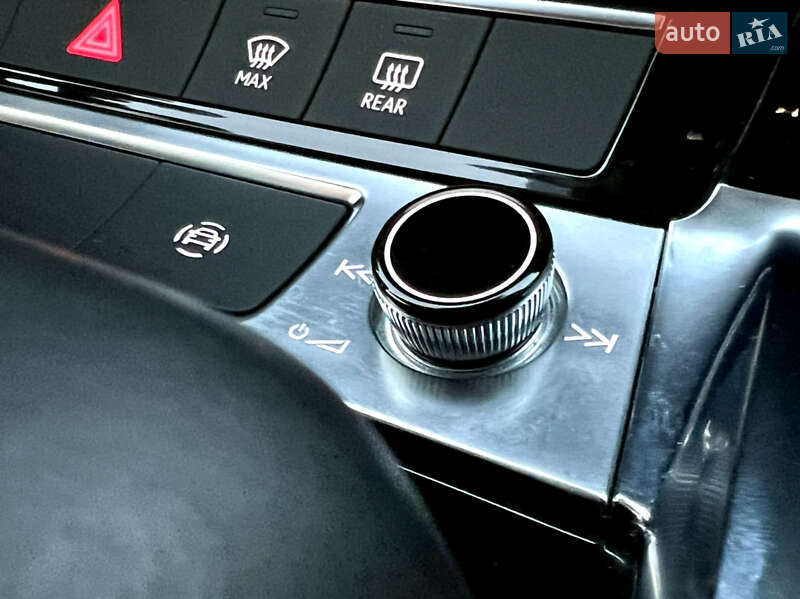Позашляховик / Кросовер Audi e-tron 2019 в Самборі фото 58 Позашляховик / Кросовер Audi e-tron 2019 в Самборі
