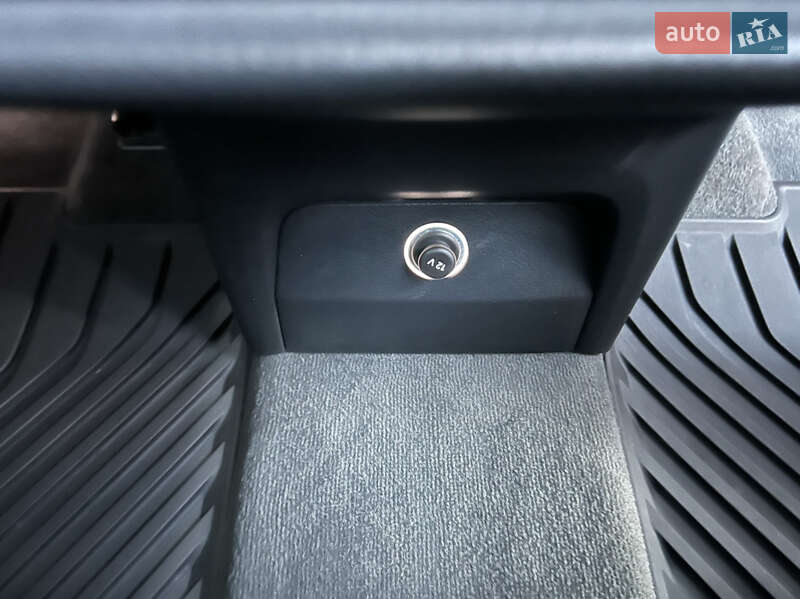 Позашляховик / Кросовер Audi e-tron 2019 в Самборі фото 110 Позашляховик / Кросовер Audi e-tron 2019 в Самборі