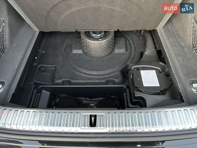 Позашляховик / Кросовер Audi e-tron 2019 в Самборі фото 122 Позашляховик / Кросовер Audi e-tron 2019 в Самборі