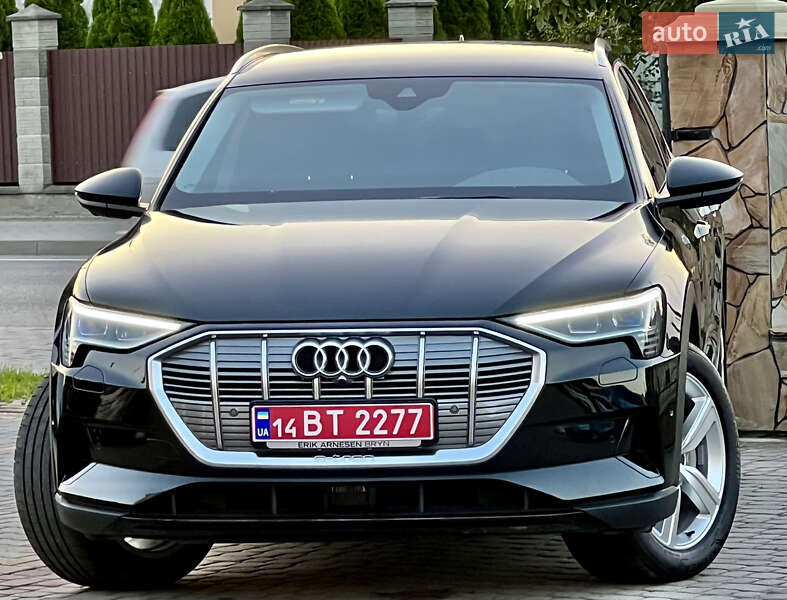 Позашляховик / Кросовер Audi e-tron 2019 в Самборі фото 127 Позашляховик / Кросовер Audi e-tron 2019 в Самборі