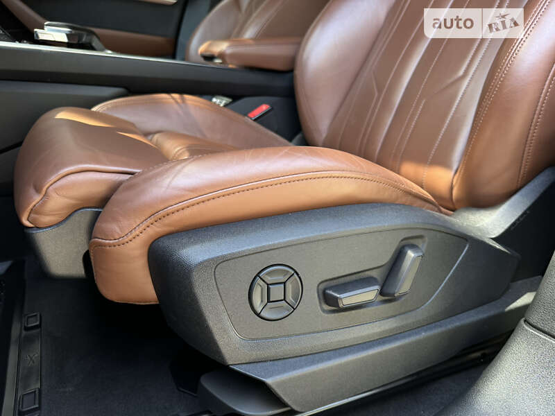 Внедорожник / Кроссовер Audi e-tron 2019 в Дрогобыче фото 36 Внедорожник / Кроссовер Audi e-tron 2019 в Дрогобыче