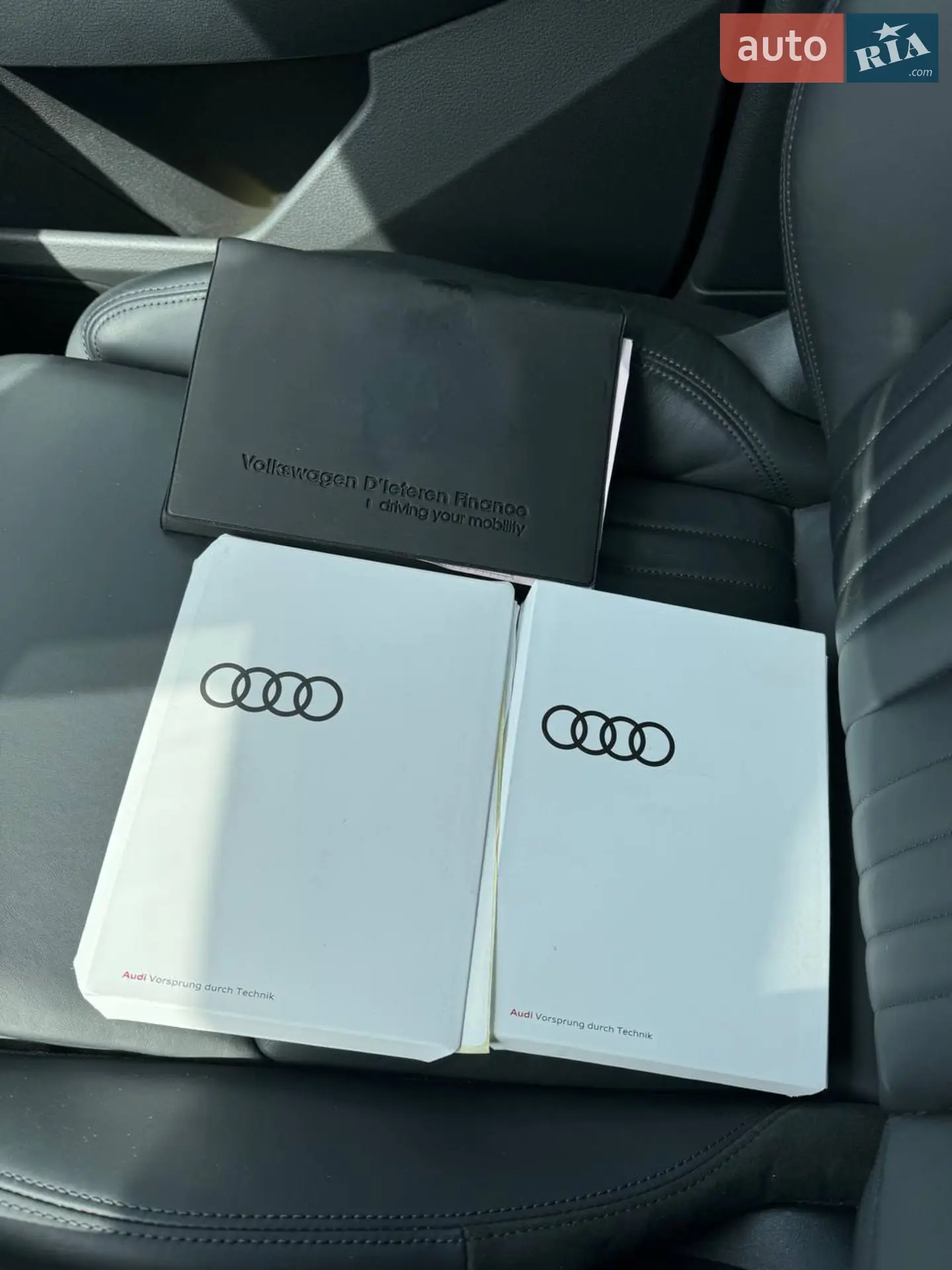 2019 Audi e-tron - мініатюра 16
