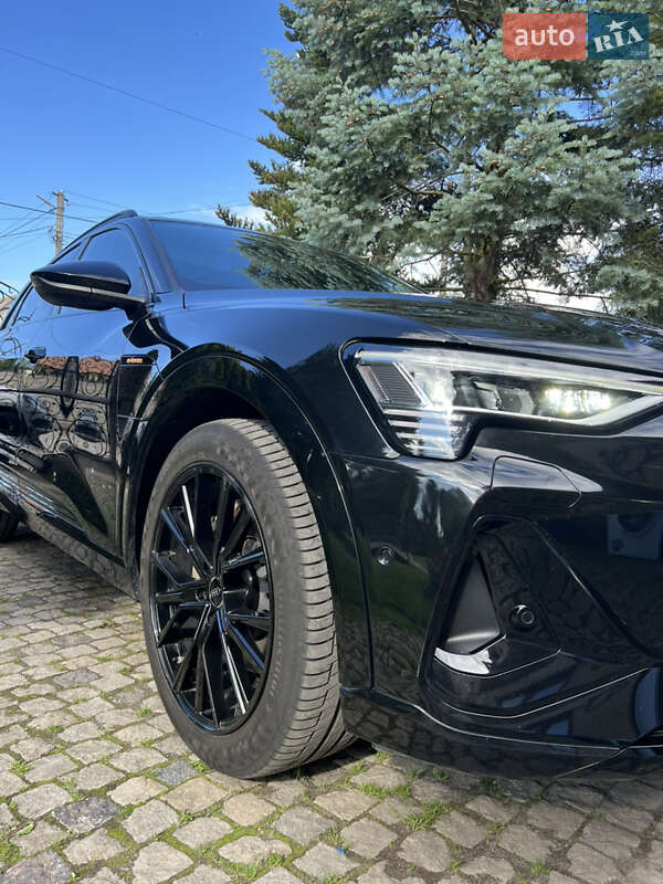 Внедорожник / Кроссовер Audi e-tron 2020 в Виннице