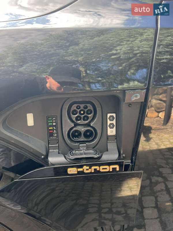 Внедорожник / Кроссовер Audi e-tron 2020 в Виннице