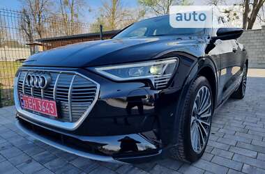 Позашляховик / Кросовер Audi e-tron 2020 в Ірпені