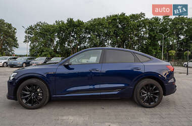 Позашляховик / Кросовер Audi e-tron 2020 в 