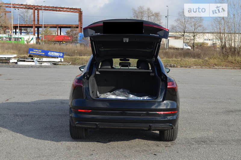 Внедорожник / Кроссовер Audi e-tron 2022 в Харькове фото 8 Внедорожник / Кроссовер Audi e-tron 2022 в Харькове