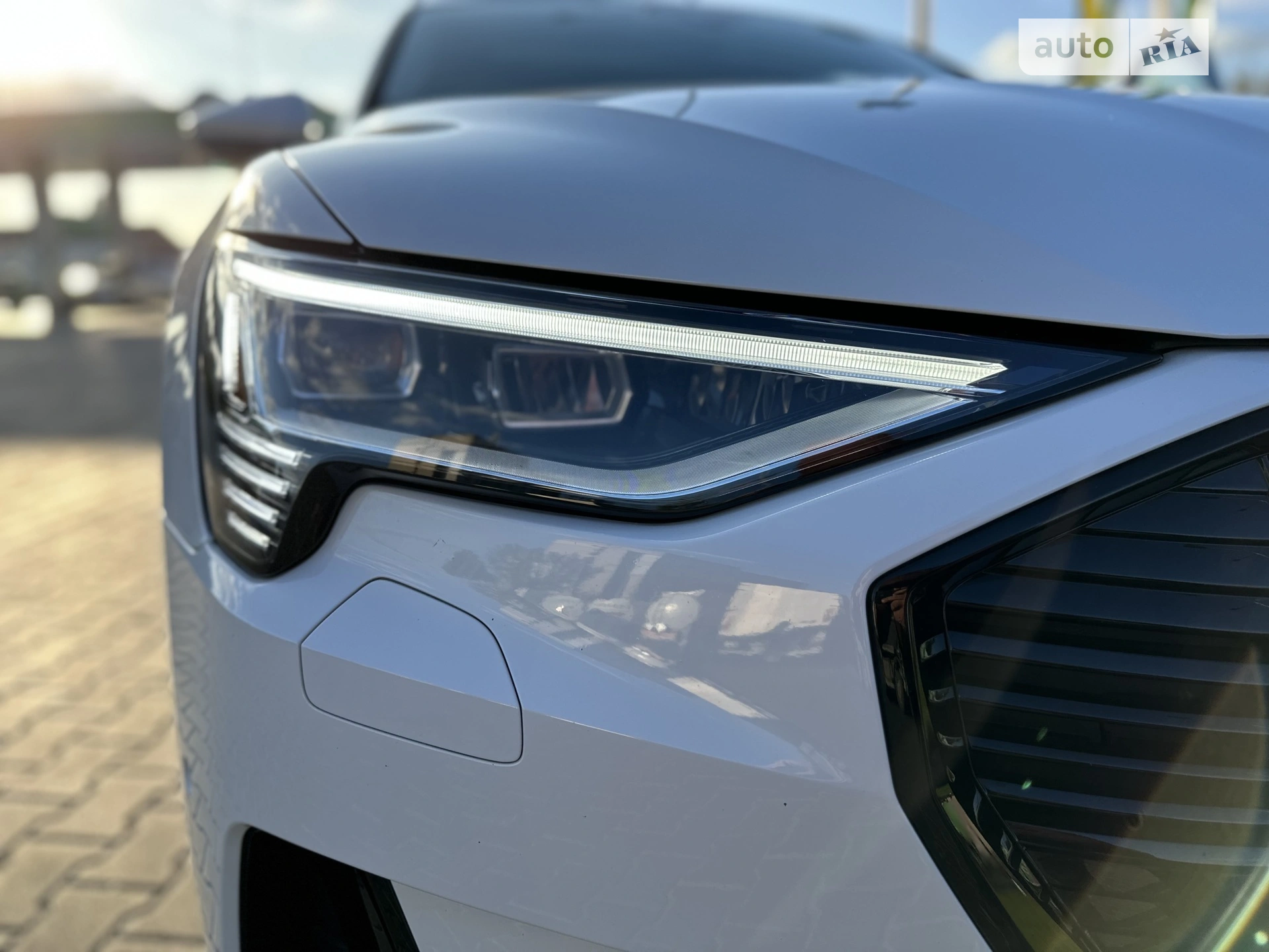 2020 Audi e-tron - мініатюра 7