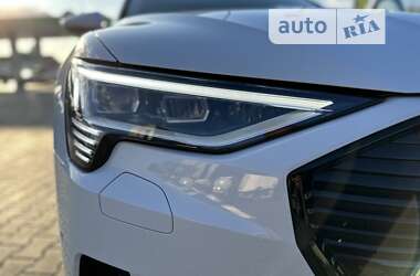 Внедорожник / Кроссовер Audi e-tron 2020 в 