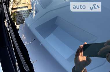 Внедорожник / Кроссовер Audi e-tron 2020 в 