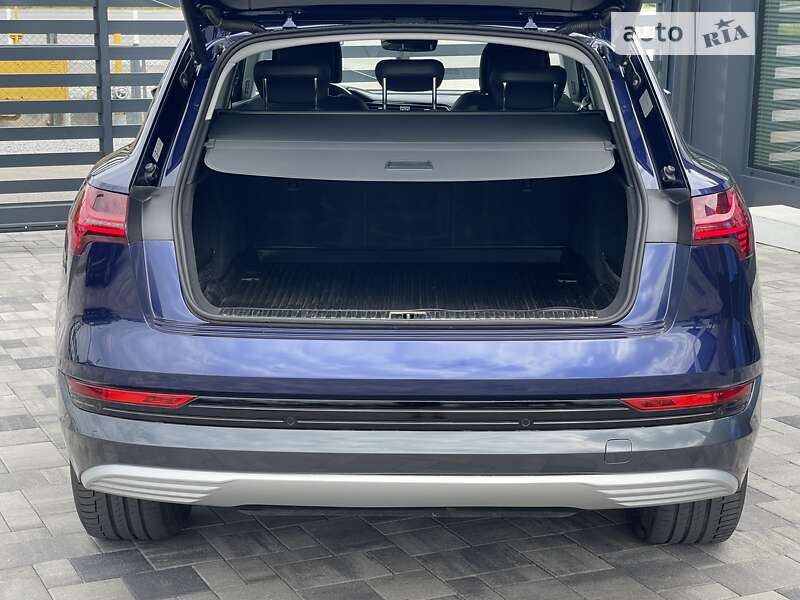 Внедорожник / Кроссовер Audi e-tron 2020 в Ровно