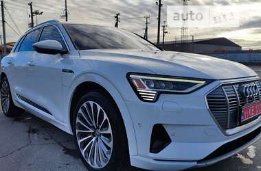 Audi e-tron 2019