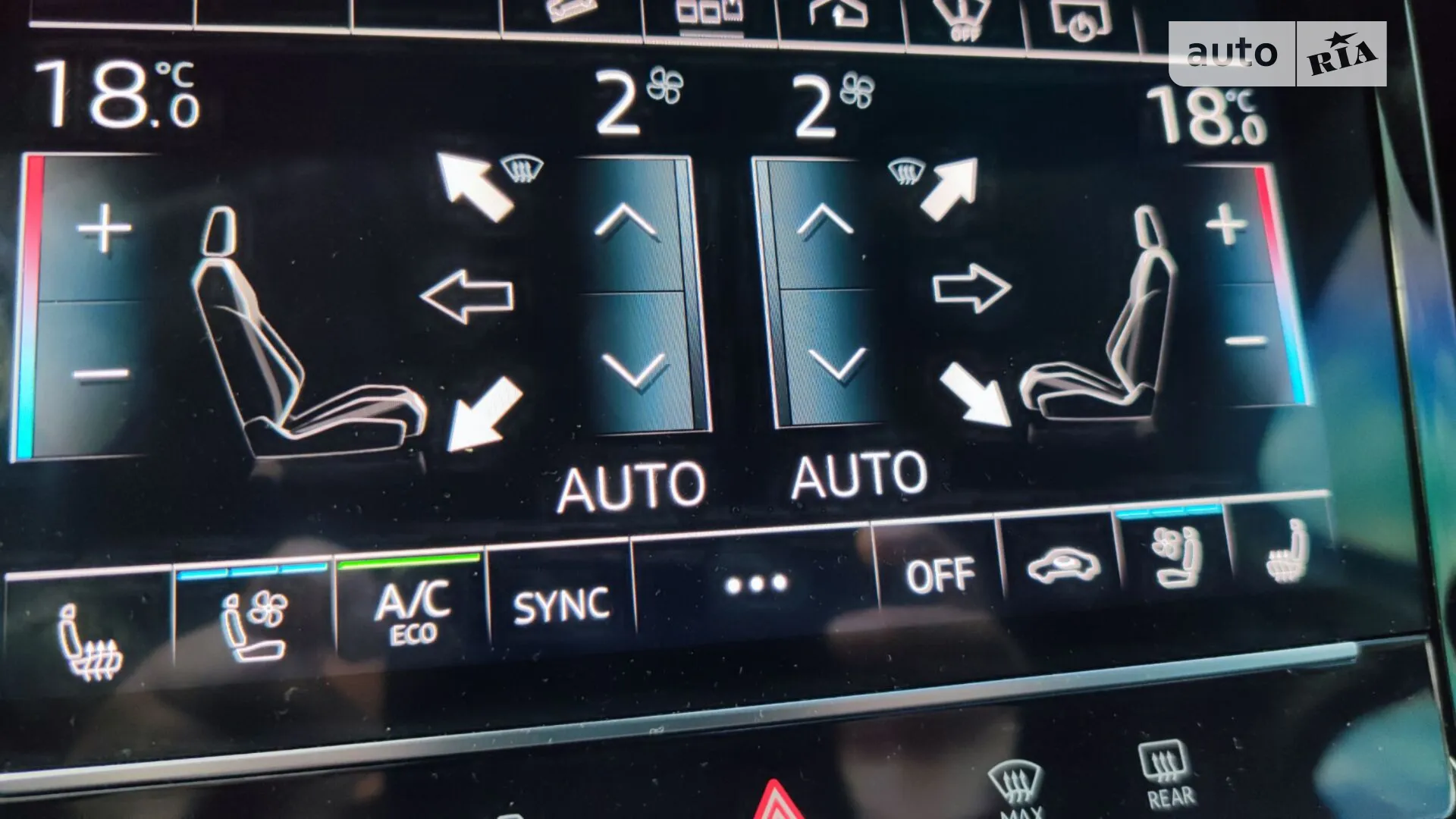 2019 Audi e-tron - мініатюра 16
