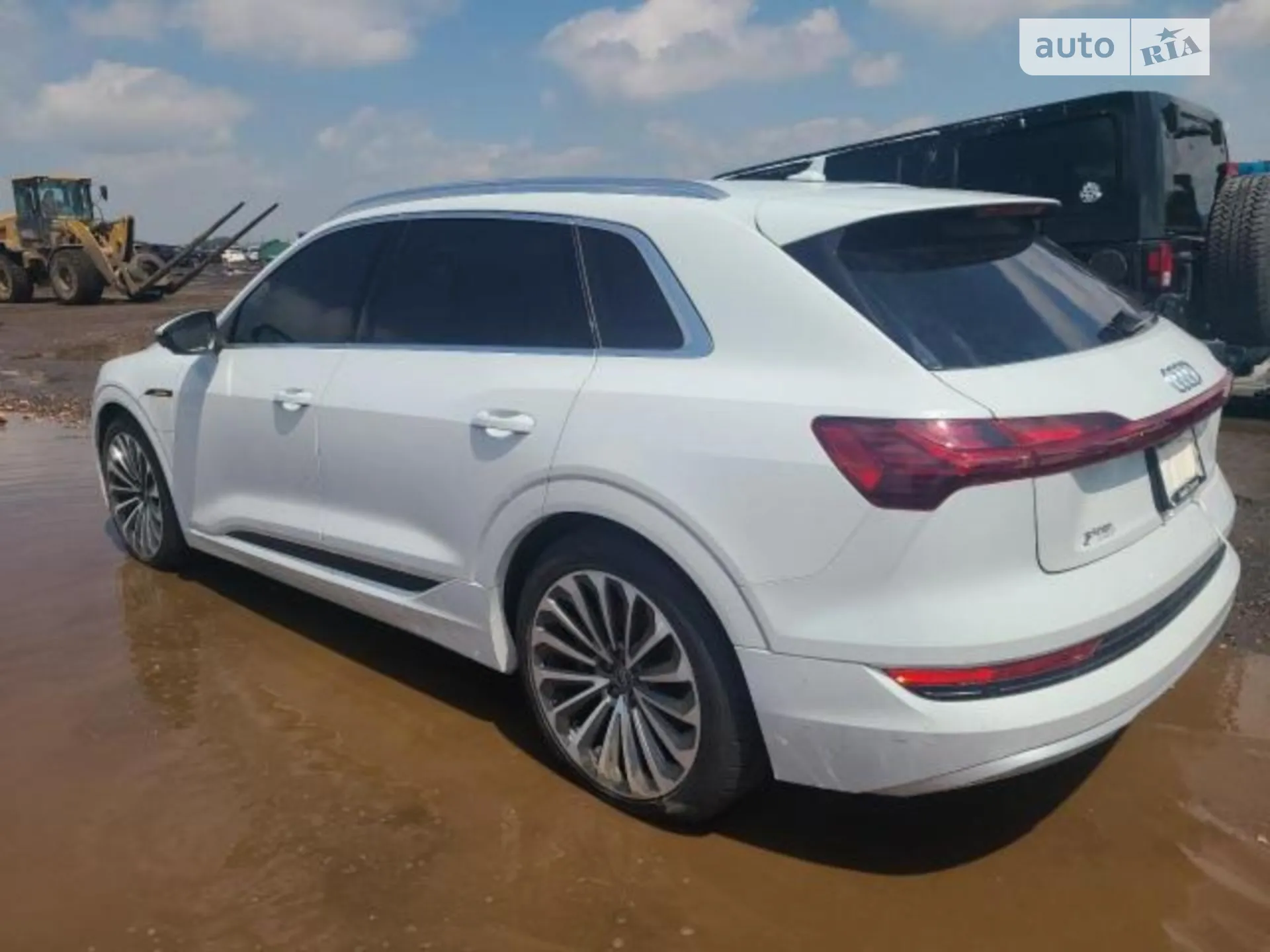 2019 Audi e-tron - мініатюра 48