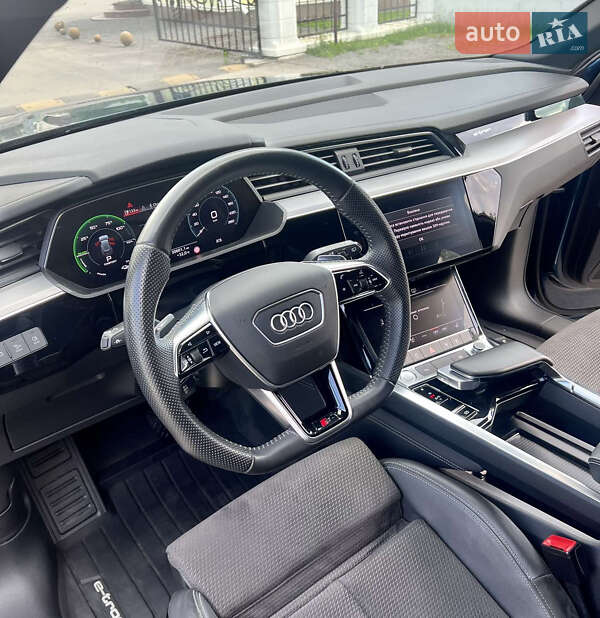 Внедорожник / Кроссовер Audi e-tron 2019 в Виннице