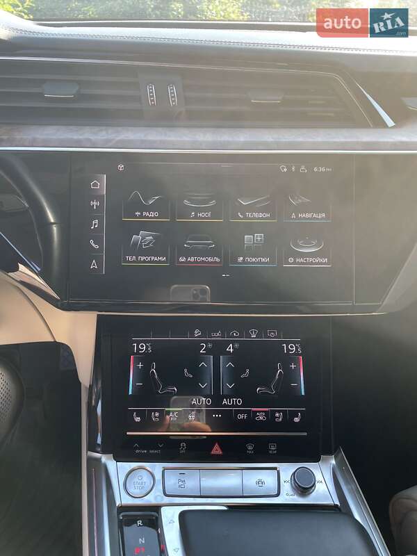 Позашляховик / Кросовер Audi e-tron 2019 в Летичіві