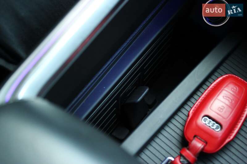 Внедорожник / Кроссовер Audi e-tron 2019 в Харькове фото 25 Внедорожник / Кроссовер Audi e-tron 2019 в Харькове
