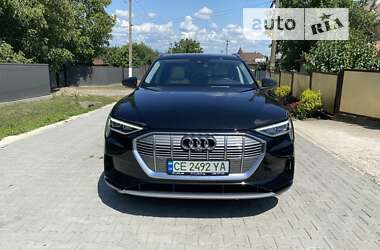 Позашляховик / Кросовер Audi e-tron 2019 в Чернівцях