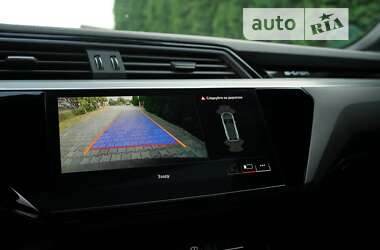 Внедорожник / Кроссовер Audi e-tron 2020 в 