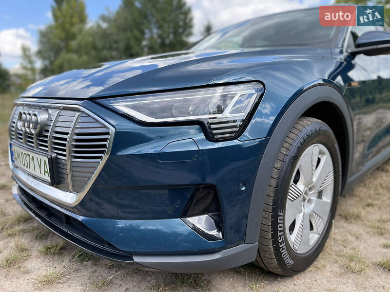 Позашляховик / Кросовер Audi e-tron 2019 в Житомирі