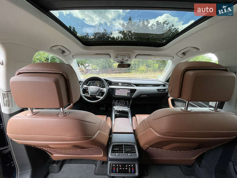 Позашляховик / Кросовер Audi e-tron 2019 в Житомирі