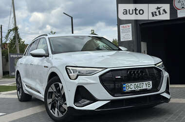 Позашляховик / Кросовер Audi e-tron 2021 в Львові