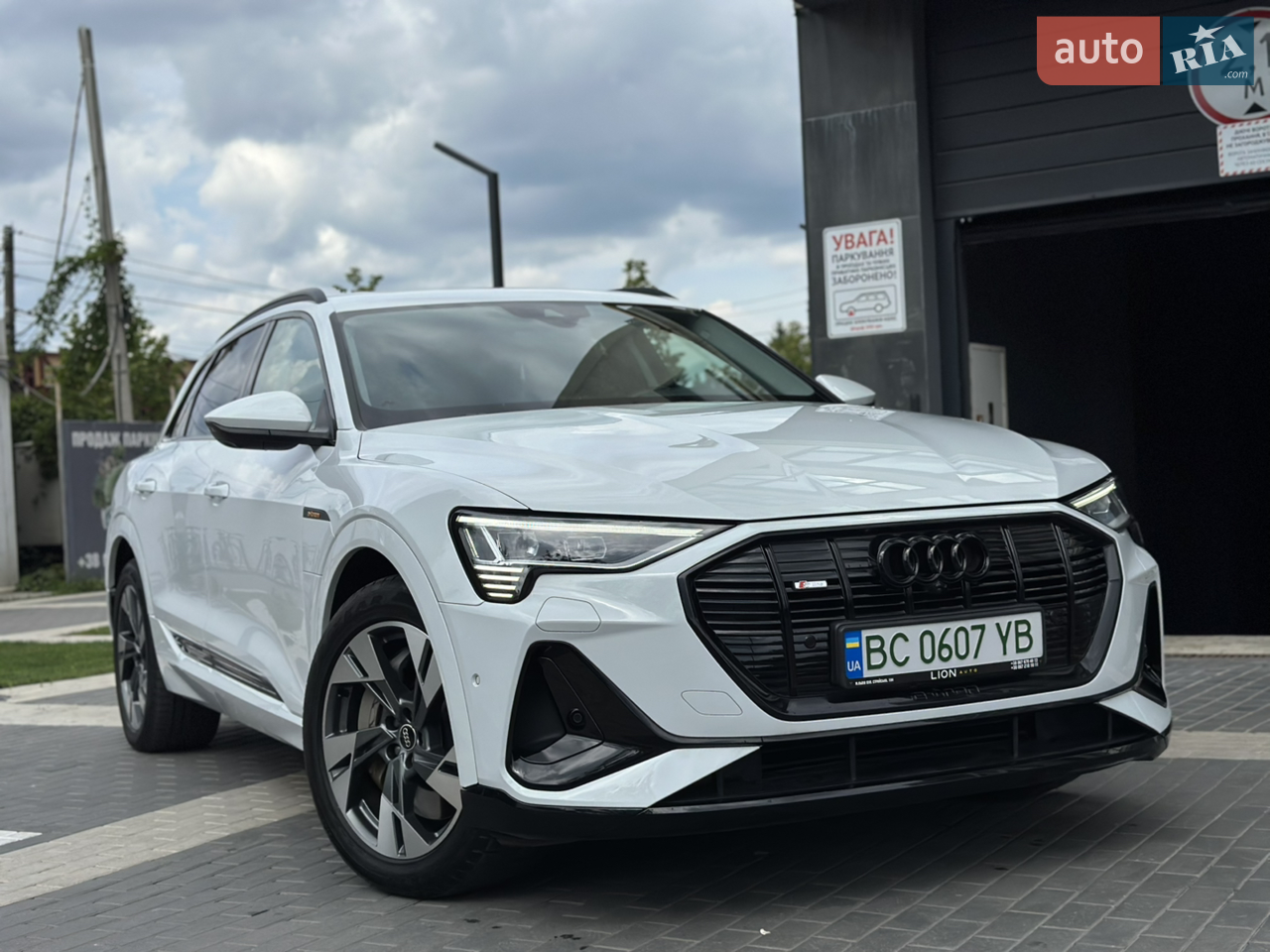 2022 Audi e-tron - мініатюра 16