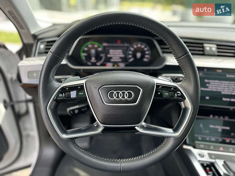 Внедорожник / Кроссовер Audi e-tron 2021 в Львове