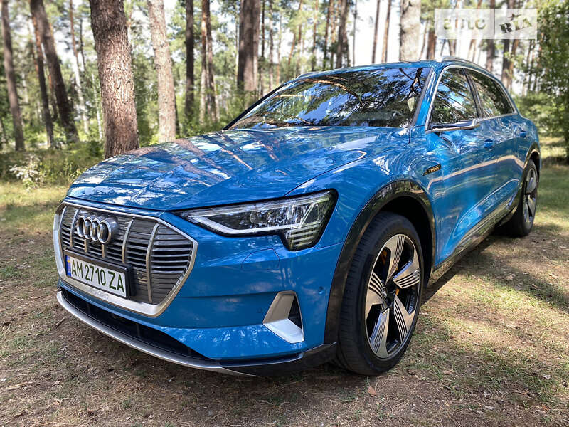 Внедорожник / Кроссовер Audi e-tron 2019 в Житомире