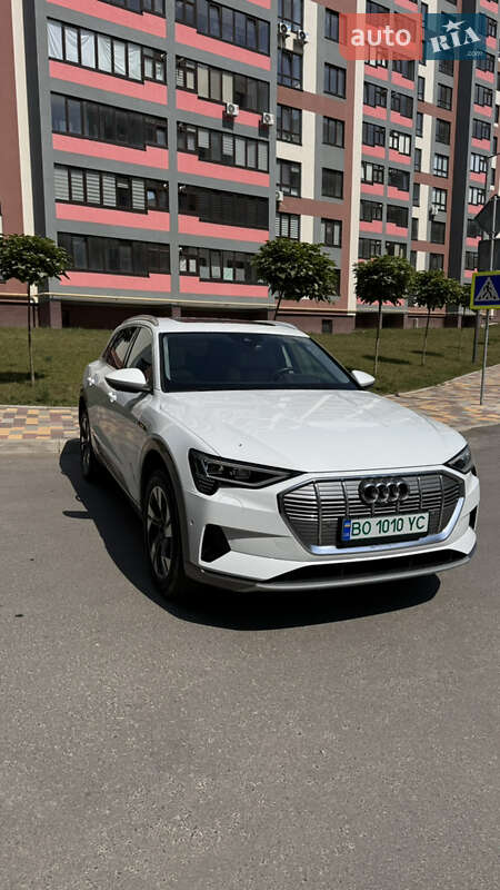 Внедорожник / Кроссовер Audi e-tron 2020 в Тернополе