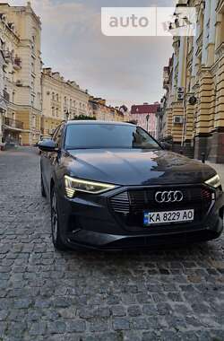 Внедорожник / Кроссовер Audi e-tron 2020 в Киеве