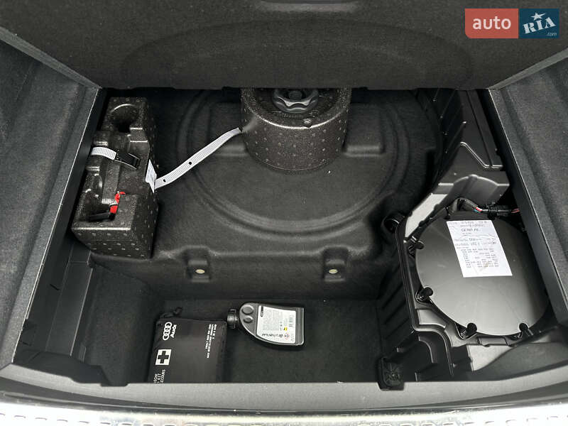 Позашляховик / Кросовер Audi e-tron 2020 в Рівному